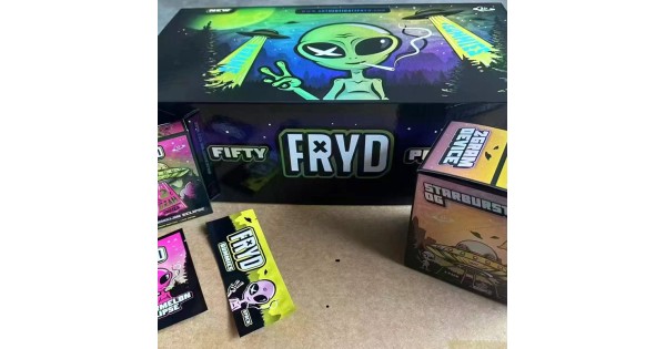 Empty Fryd 2g Carts with Gummies Packaging