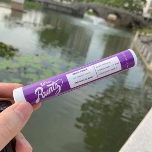 White Runtz Pre-roll Joint Tube